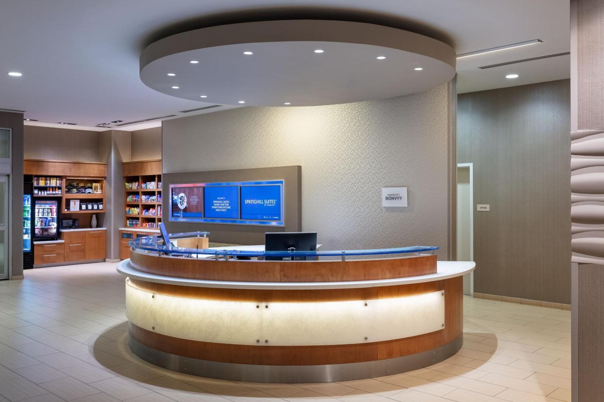 Springhill Suites By Marriott Grand Junction Downtown/Historic Main Street Екстериор снимка
